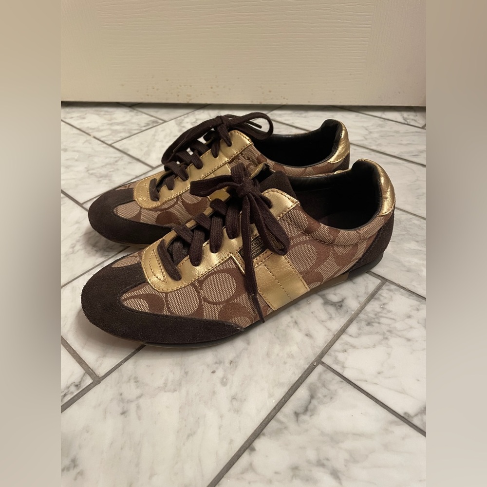 Coach Logo ‘Joss’ Style Tennis Shoes with Gold Accents, Size 6.5M, Pre-Loved